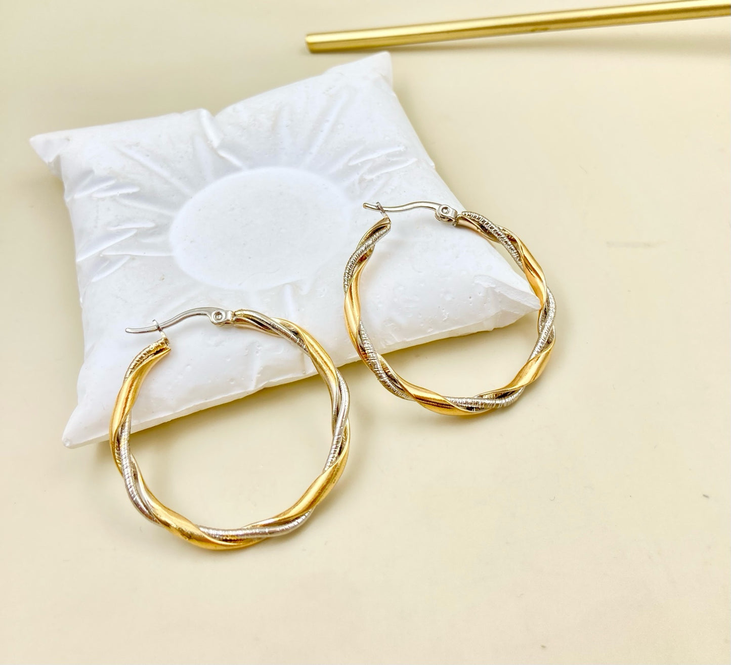 AC359 - CANDONGAS TORNEADAS BICOLOR ACERO