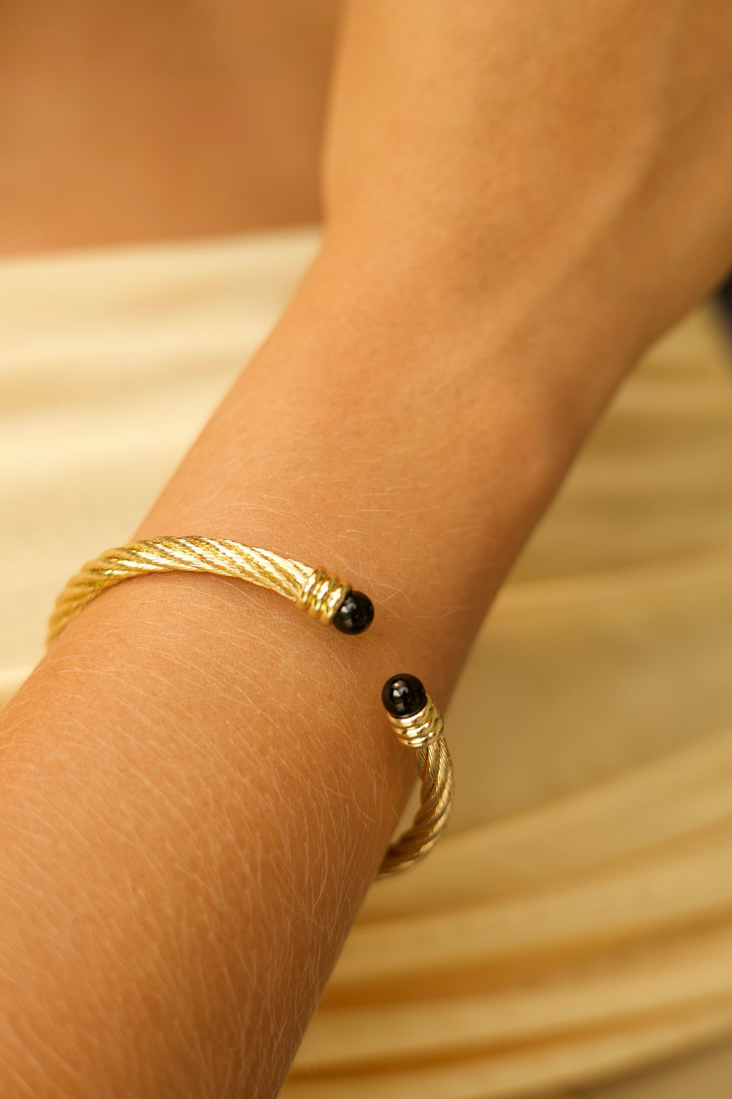 AC1103 - ARO EN ACERO