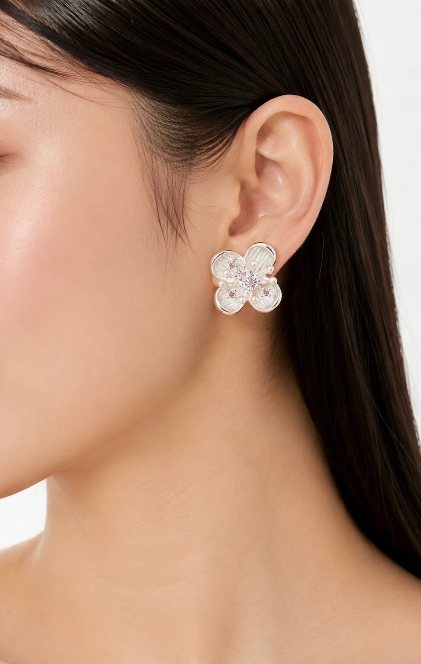 ARETE EN RODIO COLOR PLATA 925
