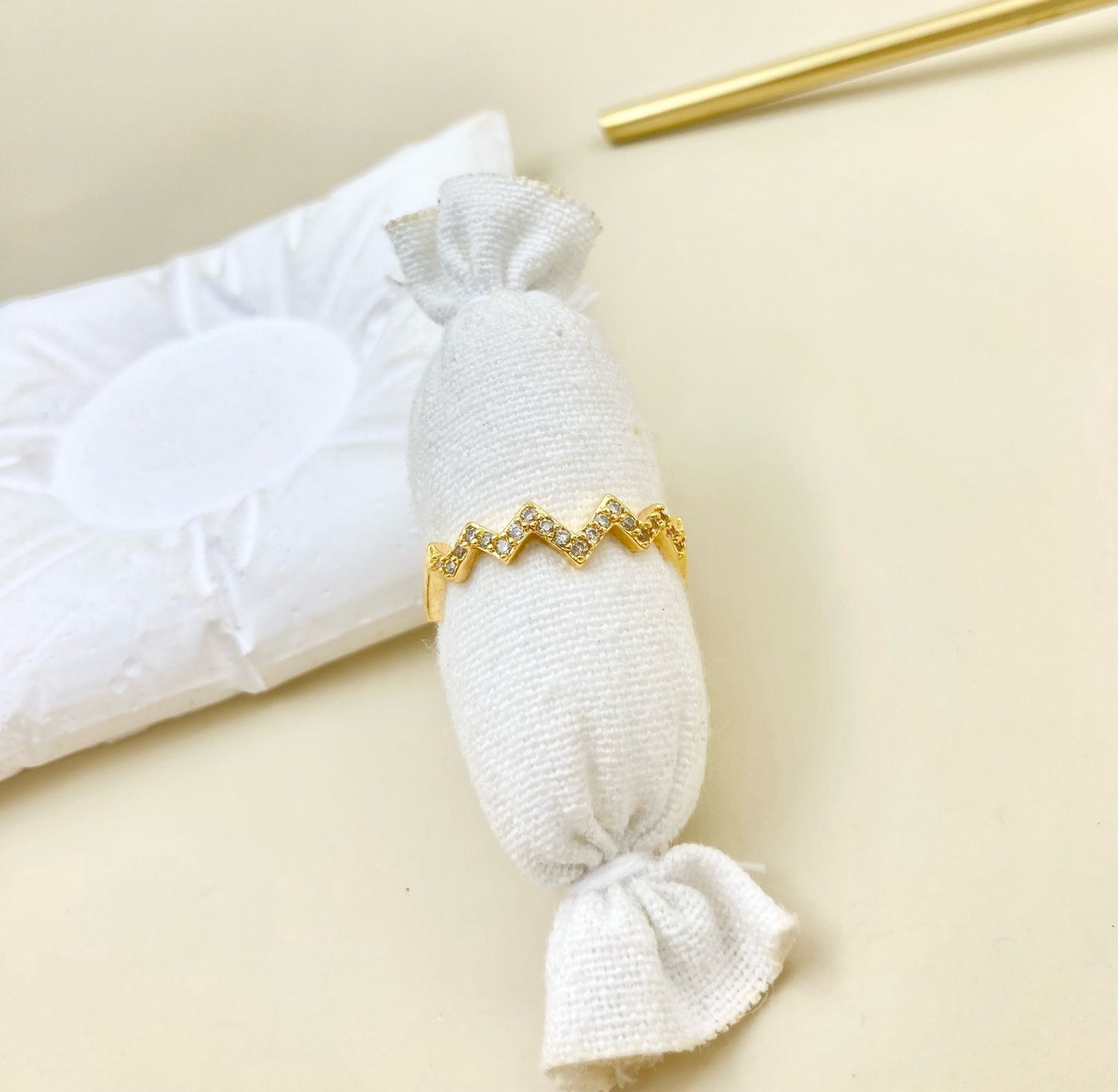 RA4467 - ANILLO EN RODIO