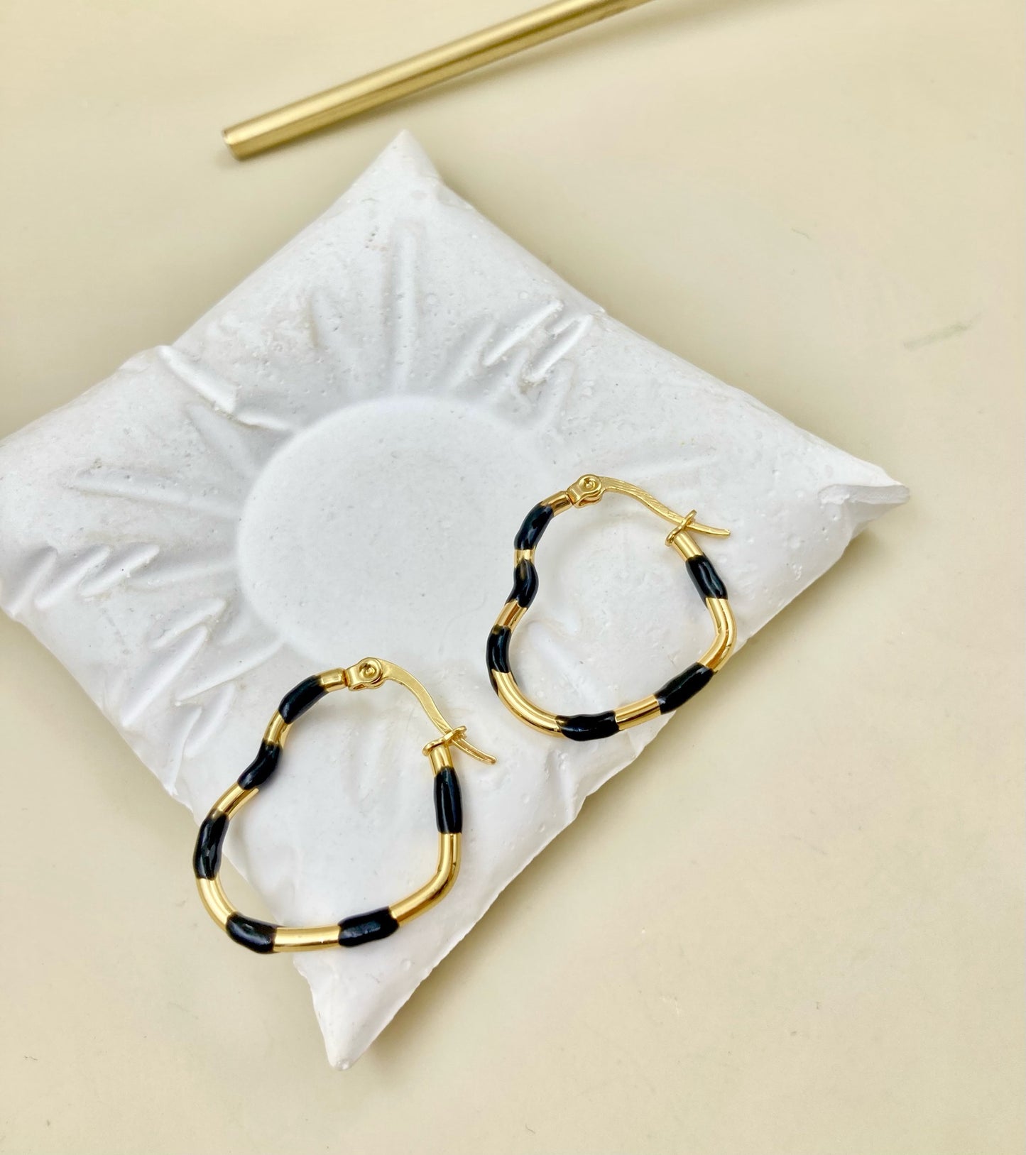 AC1016 - CANDONGA CORAZÓN NEGRA ACERO