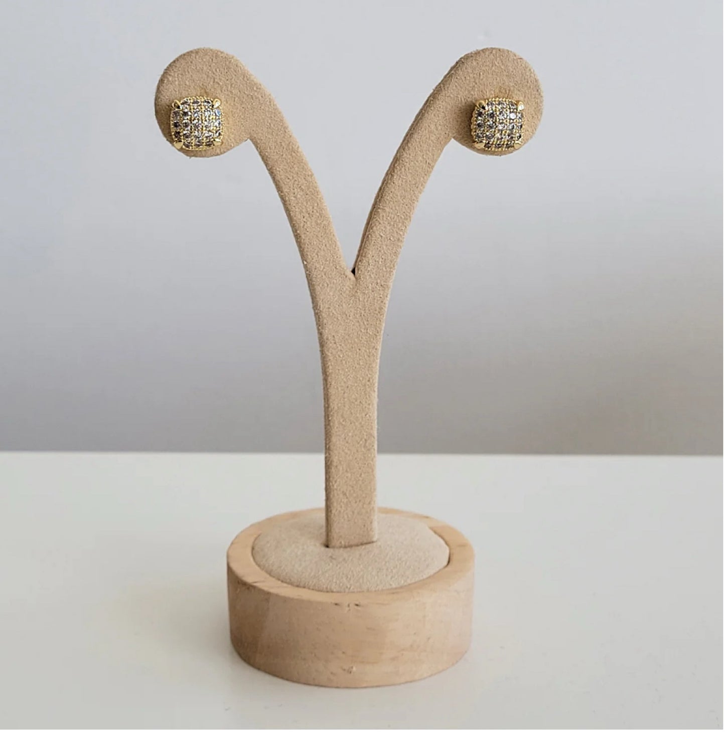 EX105 - EXHIBIDOR ARETES 13 CM DE ALTO  POR 7CM DE ANCHO