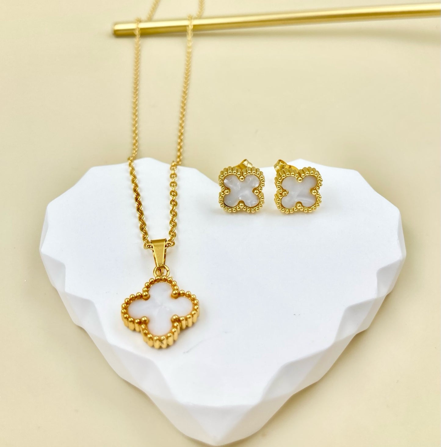 AC1156 - JUEGO EN ACERO VAN CLEEF