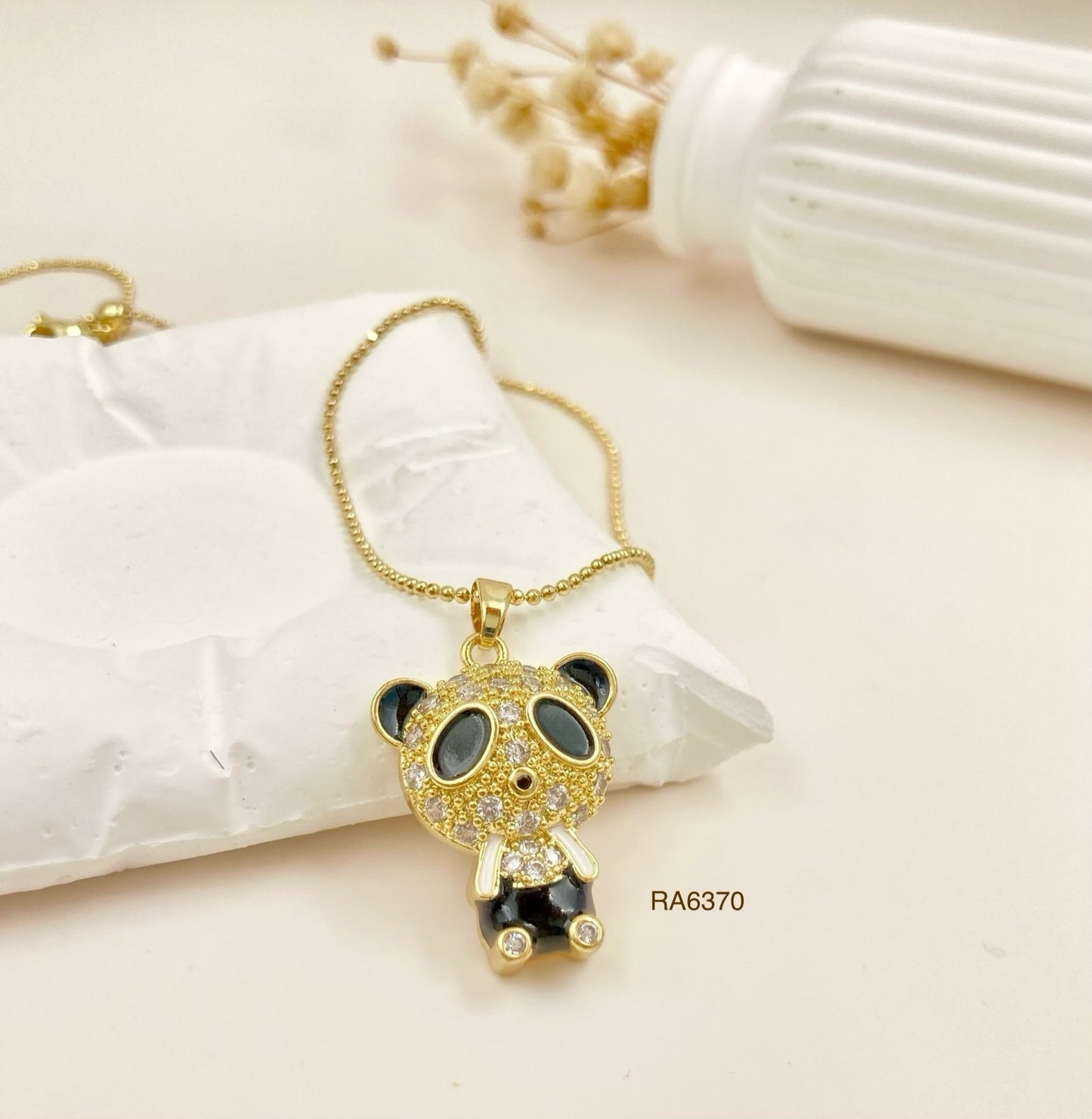 RA6370 - DIJE OSO PANDA CON CADENA RODIO