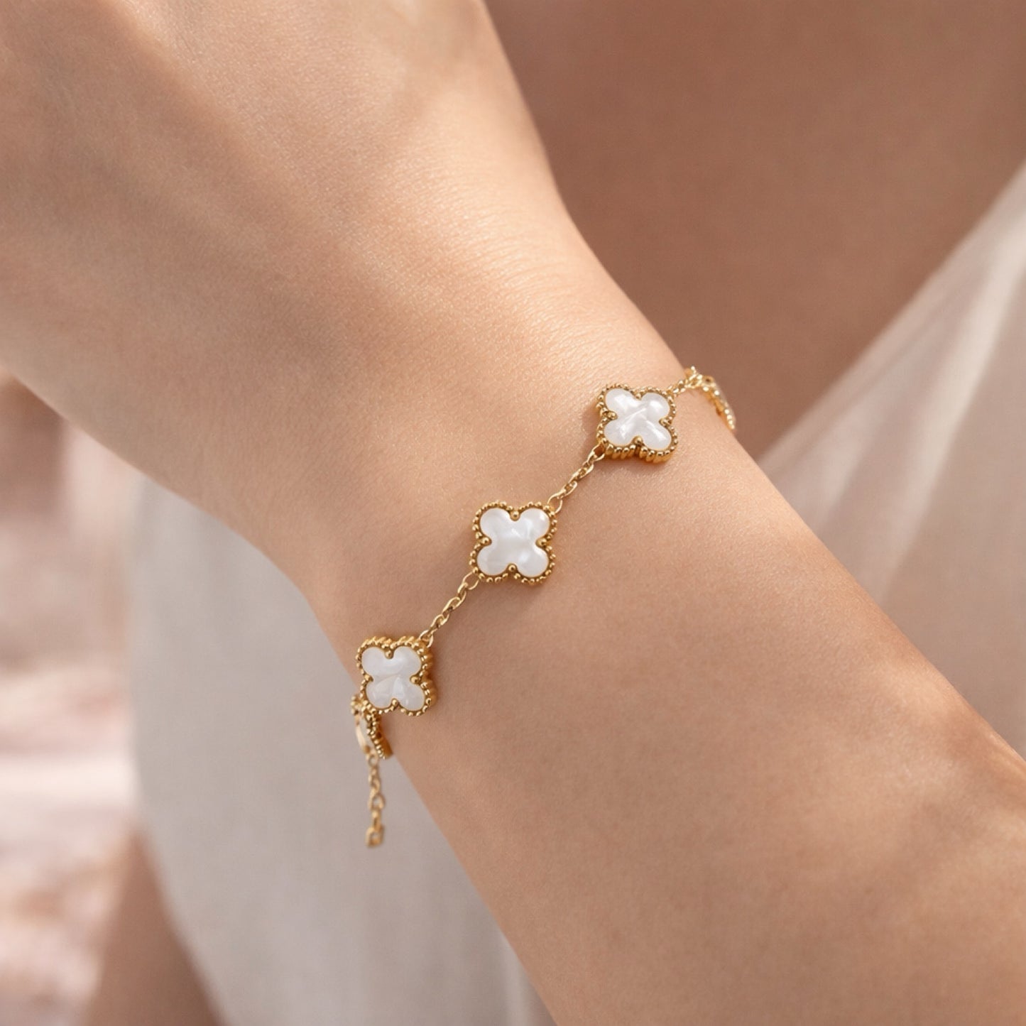 AC1504 - PULSERA EN ACERO VAN CLEEF